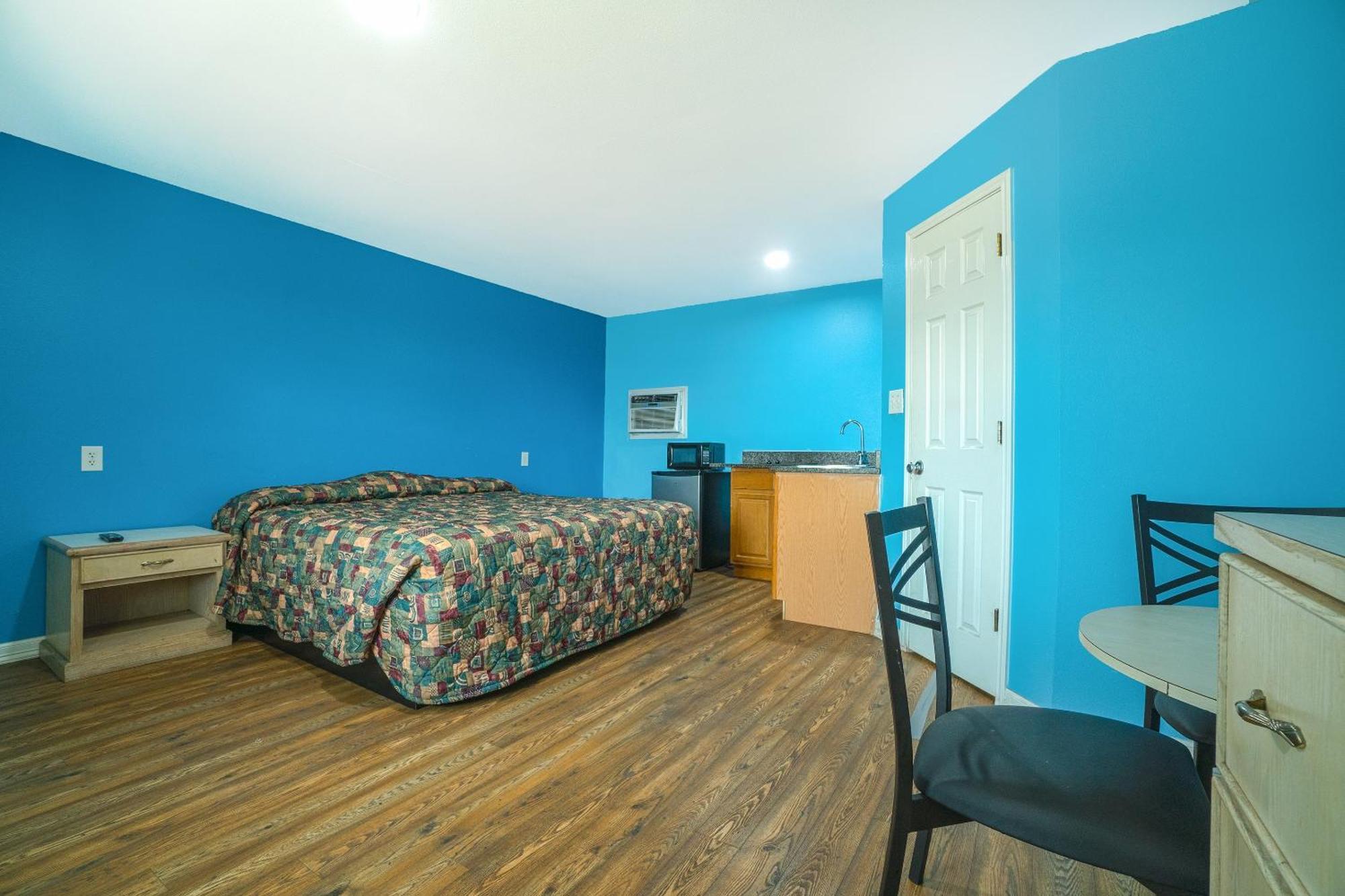 Motel Plaza By Oyo 2*